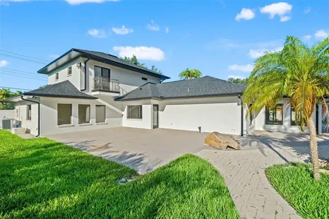 2521 Lake Ellen Drive Tampa FL 33618