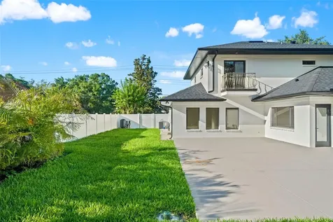2521 Lake Ellen Drive Tampa FL 33618