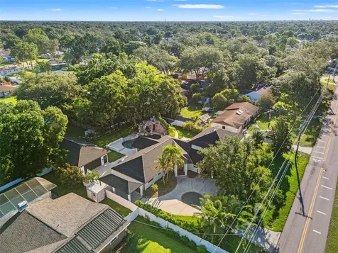 2521 Lake Ellen Drive Tampa FL 33618