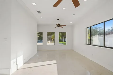 2521 Lake Ellen Drive Tampa FL 33618