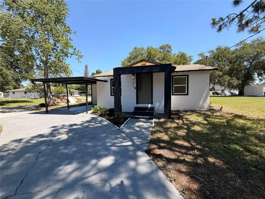 211 Bayshore Drive Orlando FL 32805