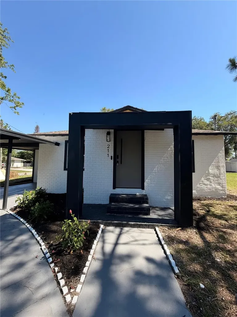 211 Bayshore Drive Orlando FL 32805