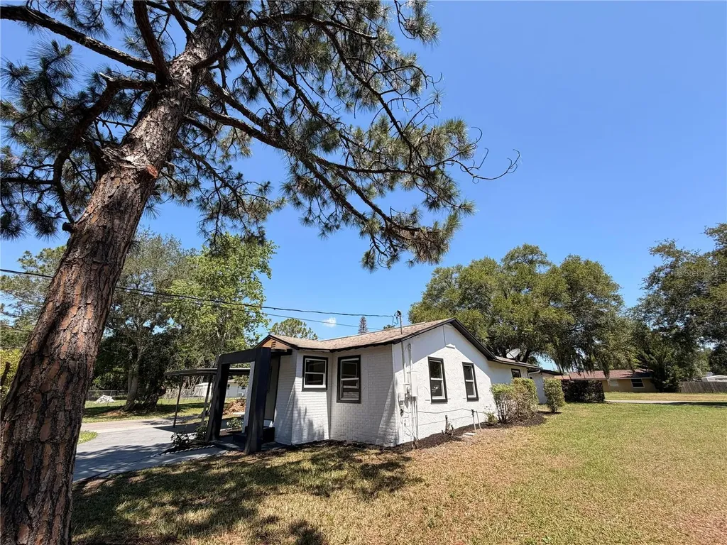 211 Bayshore Drive Orlando FL 32805