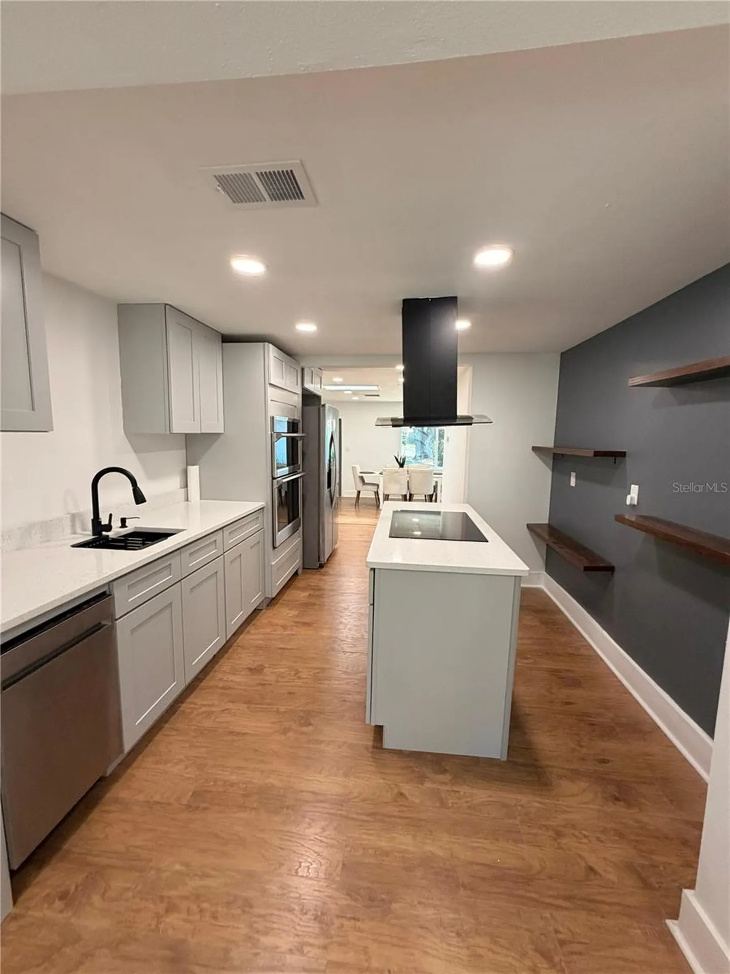 211 Bayshore Drive Orlando FL 32805