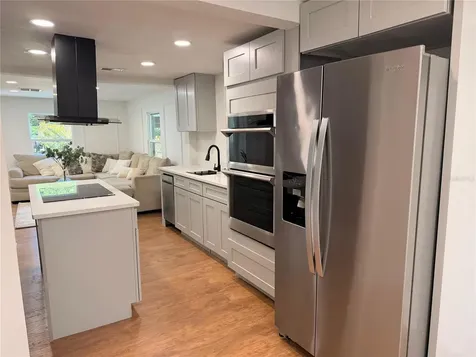 211 Bayshore Drive Orlando FL 32805