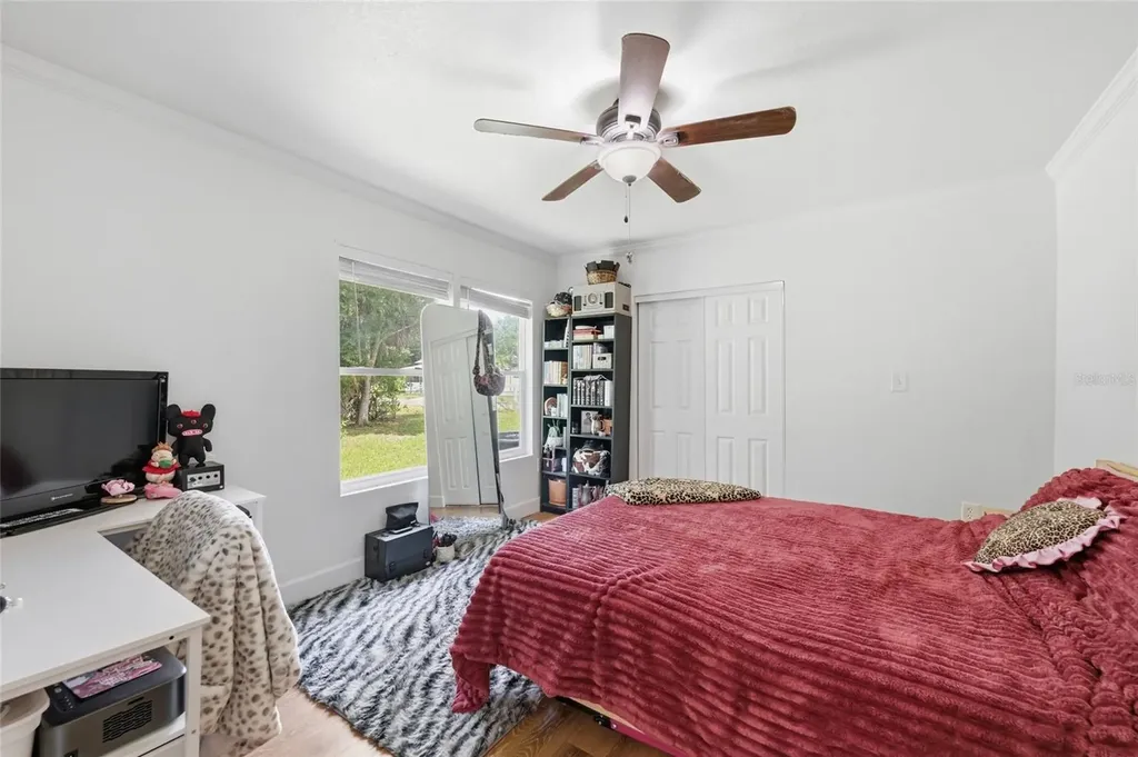 5570 Navarre Avenue Hampton FL 32044