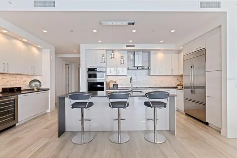 100 1st Avenue N St Petersburg FL 33701