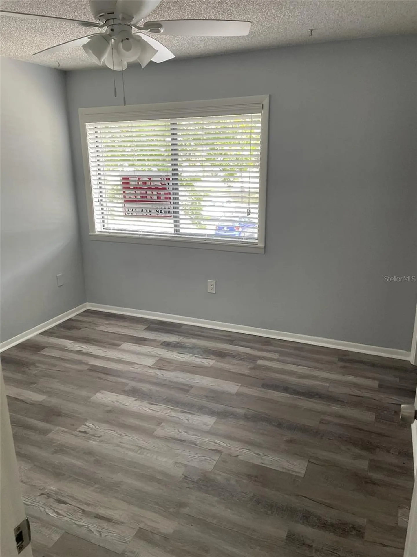 5932 Peregrine Avenue Orlando FL 32819