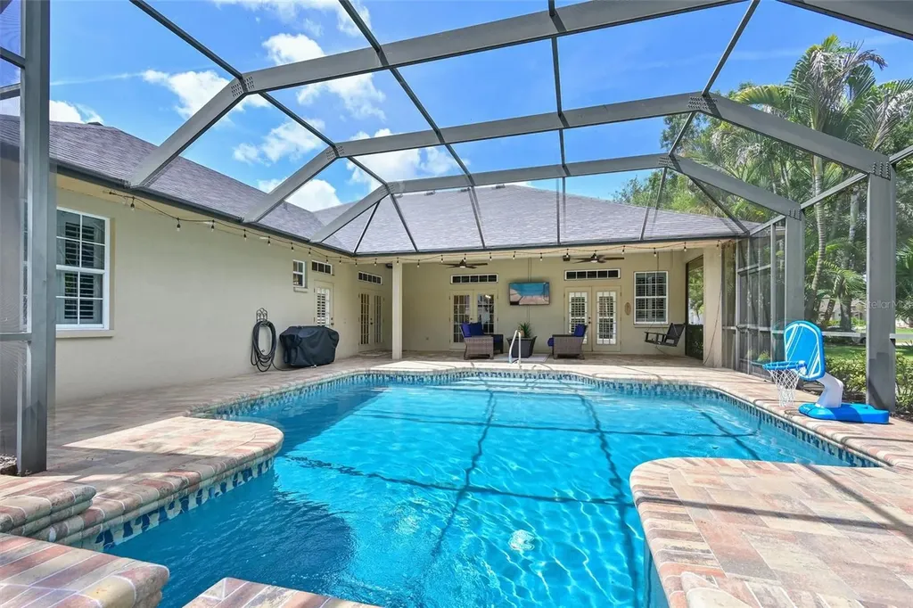 15207 21st Avenue E Bradenton FL 34212