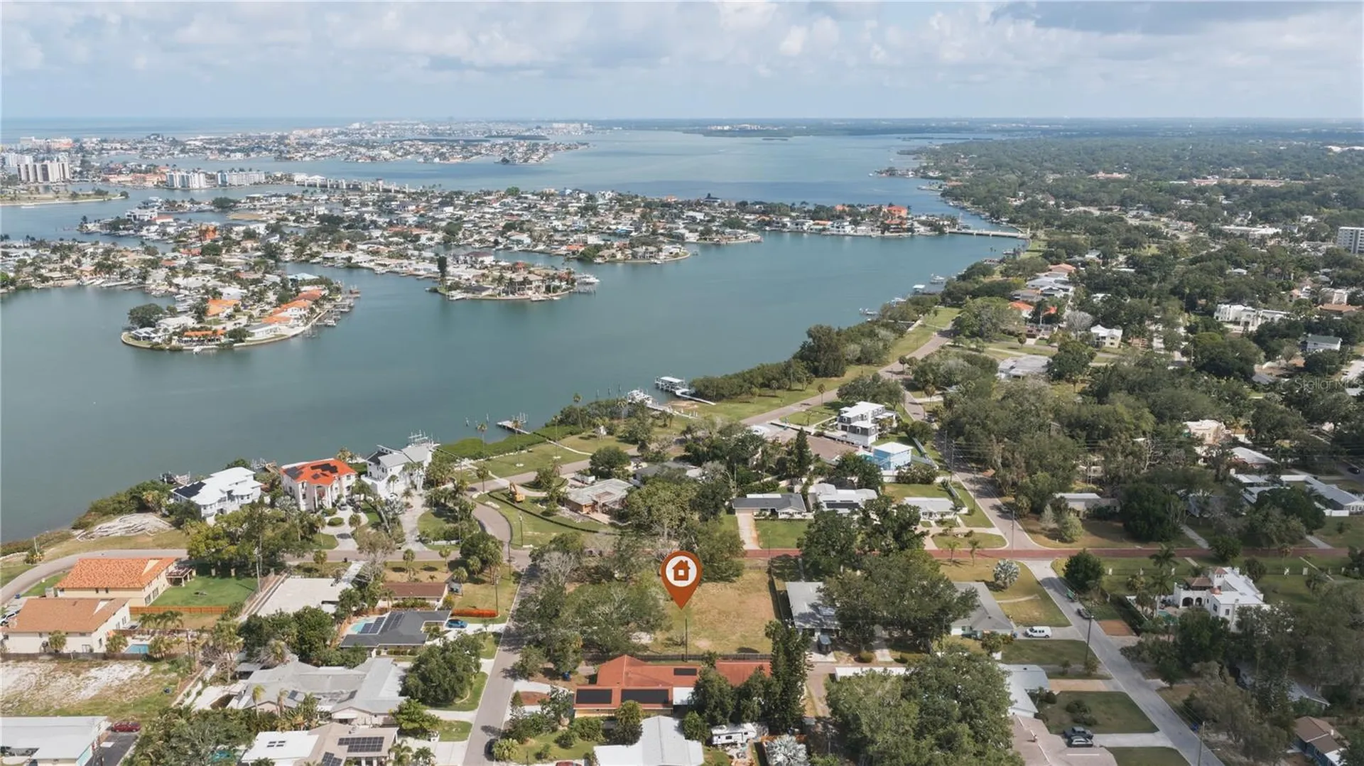 698 Villagrande Avenue S St Petersburg FL 33707