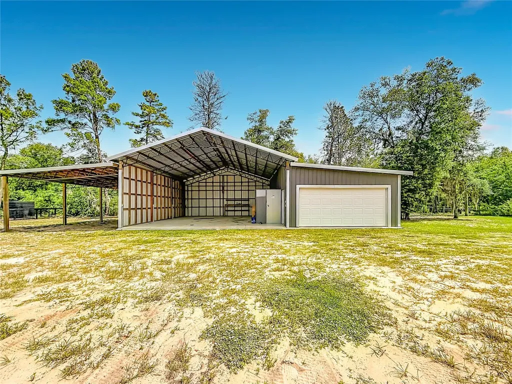 44524 Cross Country Boulevard Altoona FL 32702