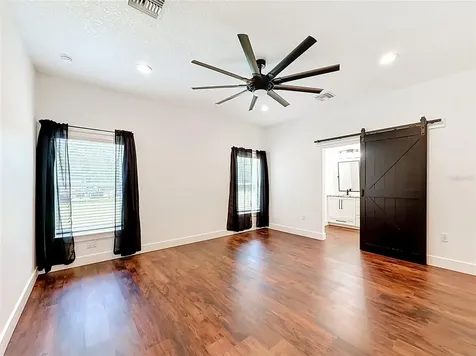 44524 Cross Country Boulevard Altoona FL 32702