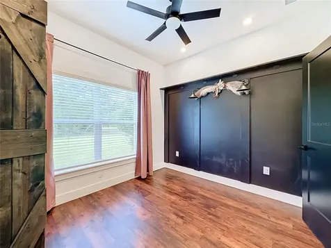 44524 Cross Country Boulevard Altoona FL 32702