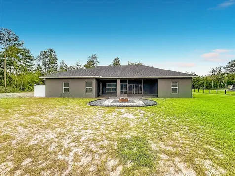 44524 Cross Country Boulevard Altoona FL 32702