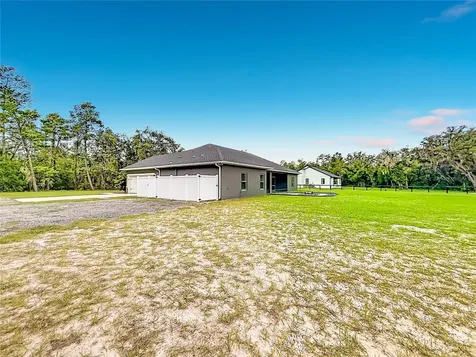44524 Cross Country Boulevard Altoona FL 32702