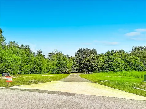 44524 Cross Country Boulevard Altoona FL 32702