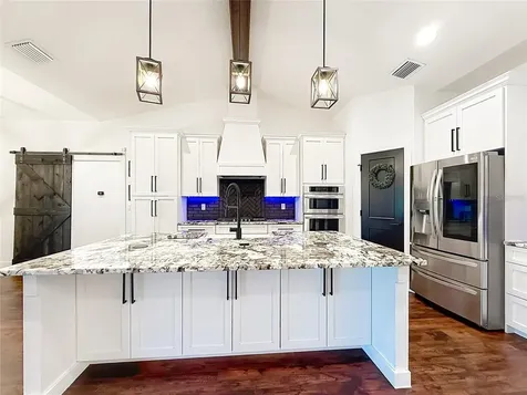 44524 Cross Country Boulevard Altoona FL 32702