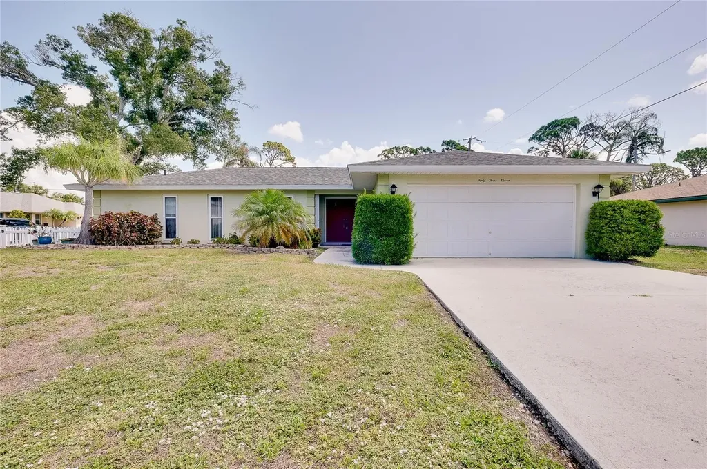 4311 Pompano Road Venice FL 34293