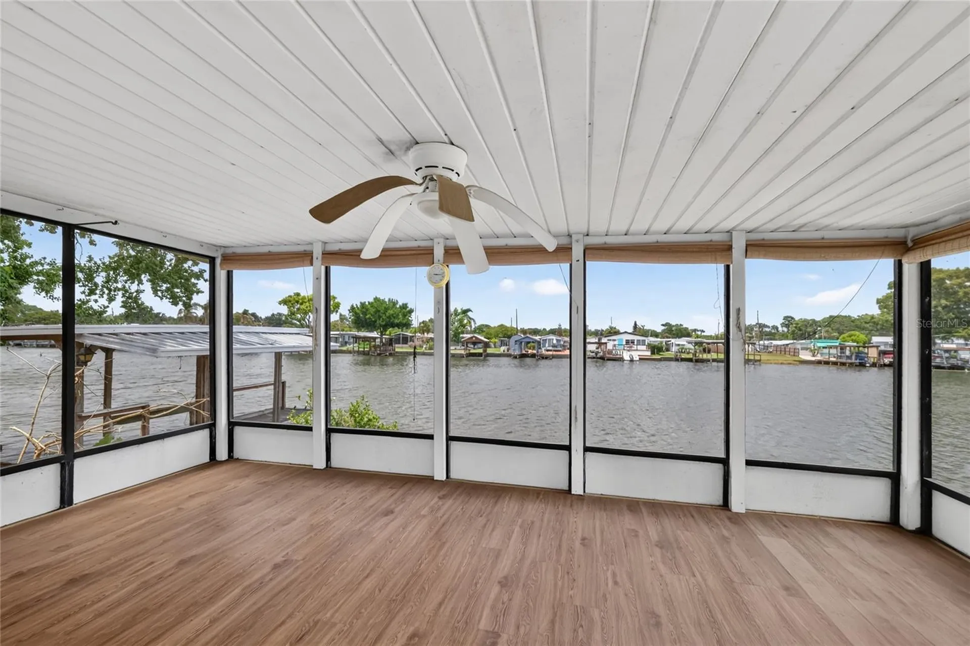 1610 Sunshine Lane Tavares FL 32778