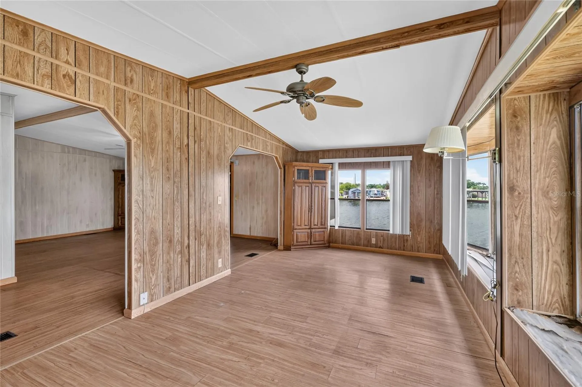 1610 Sunshine Lane Tavares FL 32778