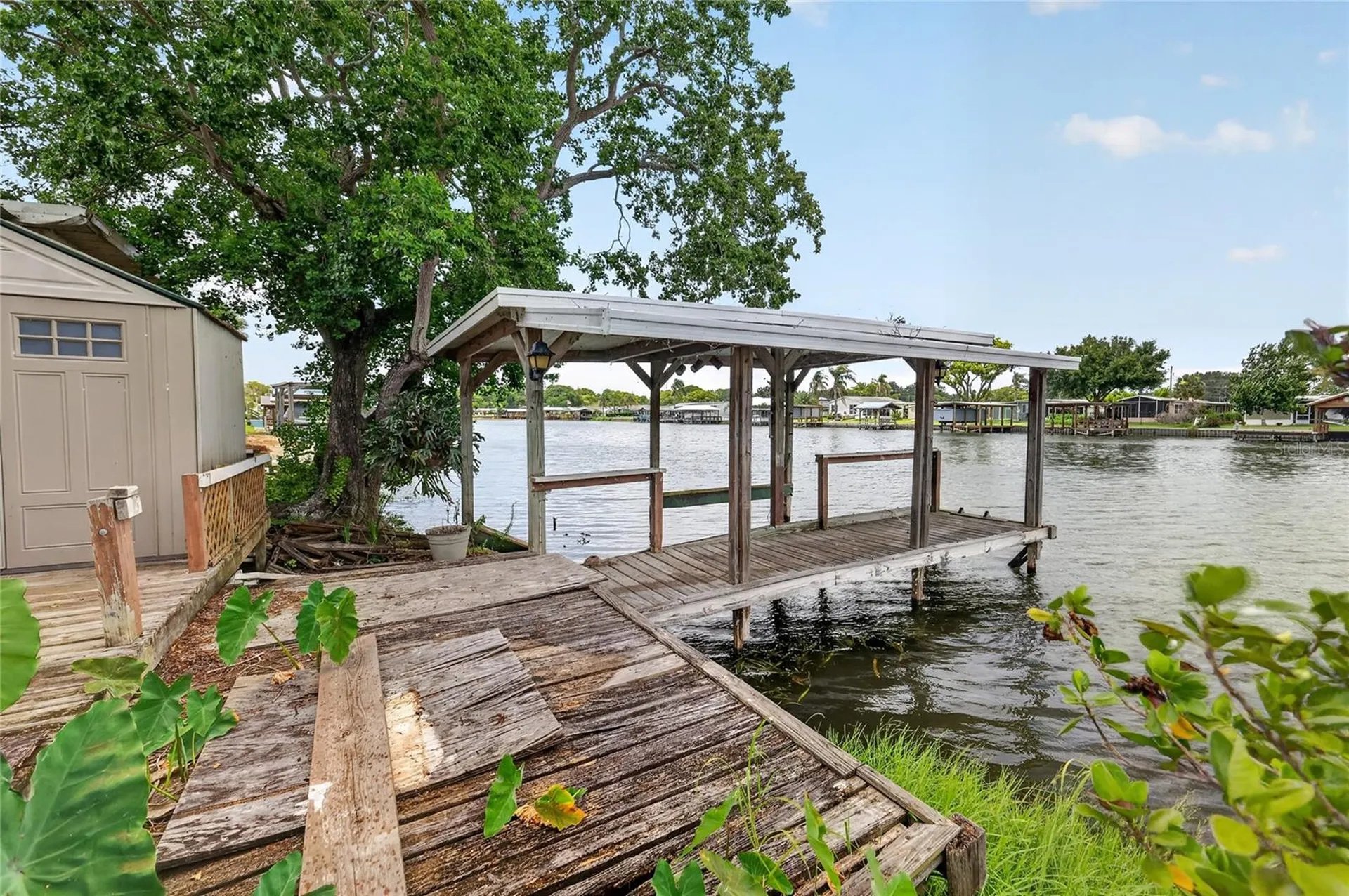 1610 Sunshine Lane Tavares FL 32778
