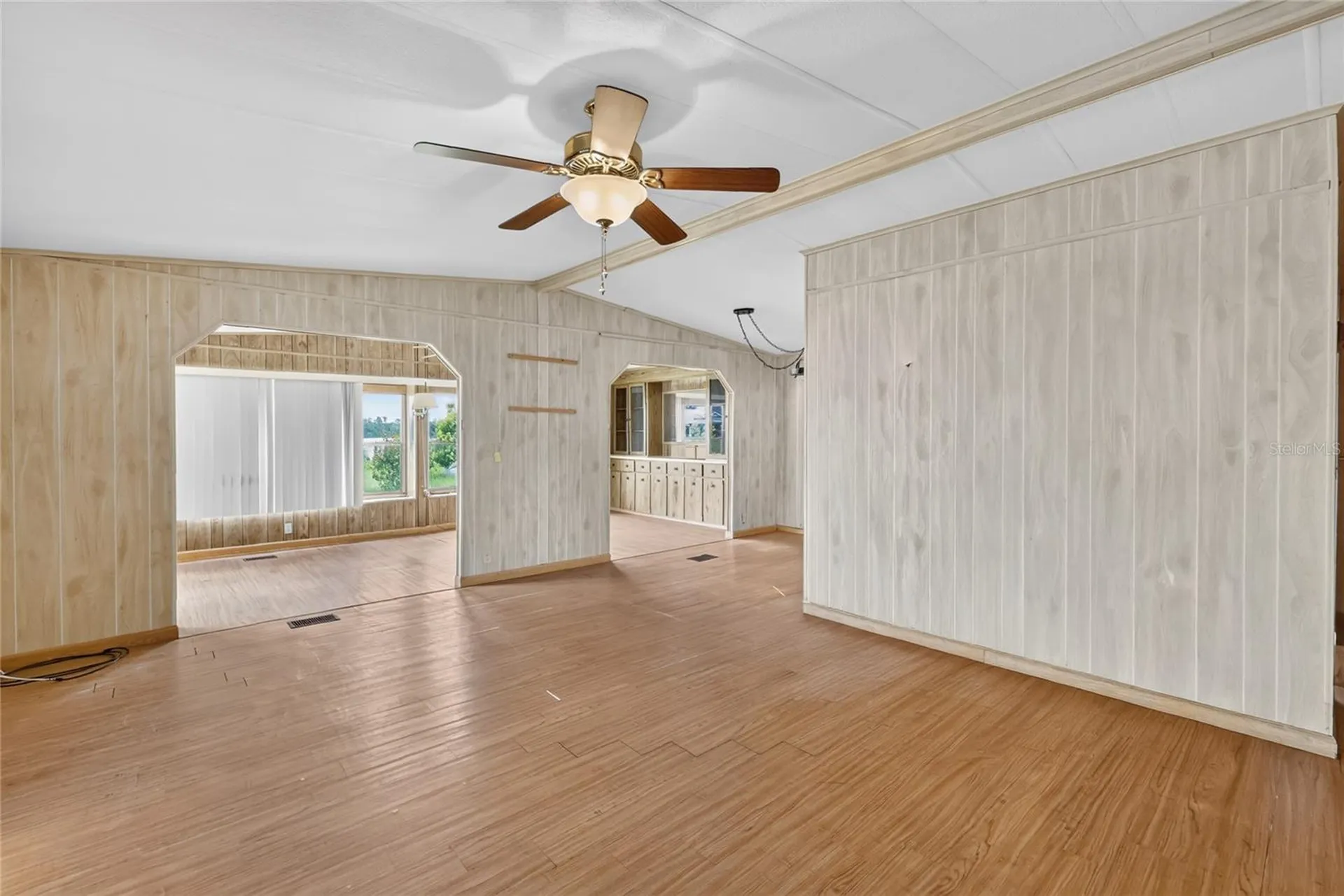 1610 Sunshine Lane Tavares FL 32778