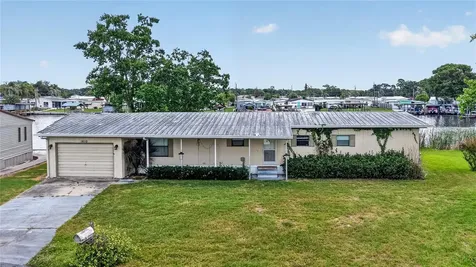 1610 Sunshine Lane Tavares FL 32778