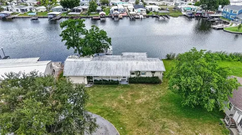 1610 Sunshine Lane Tavares FL 32778