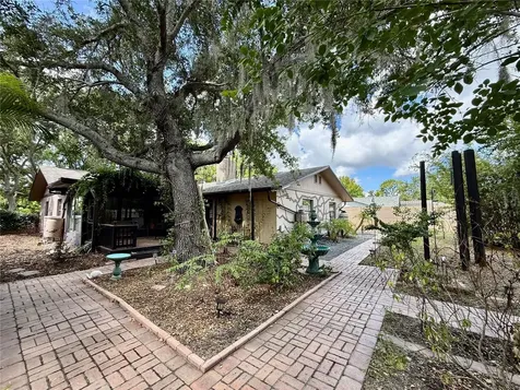 3162 Bordeaux Lane Clearwater FL 33759