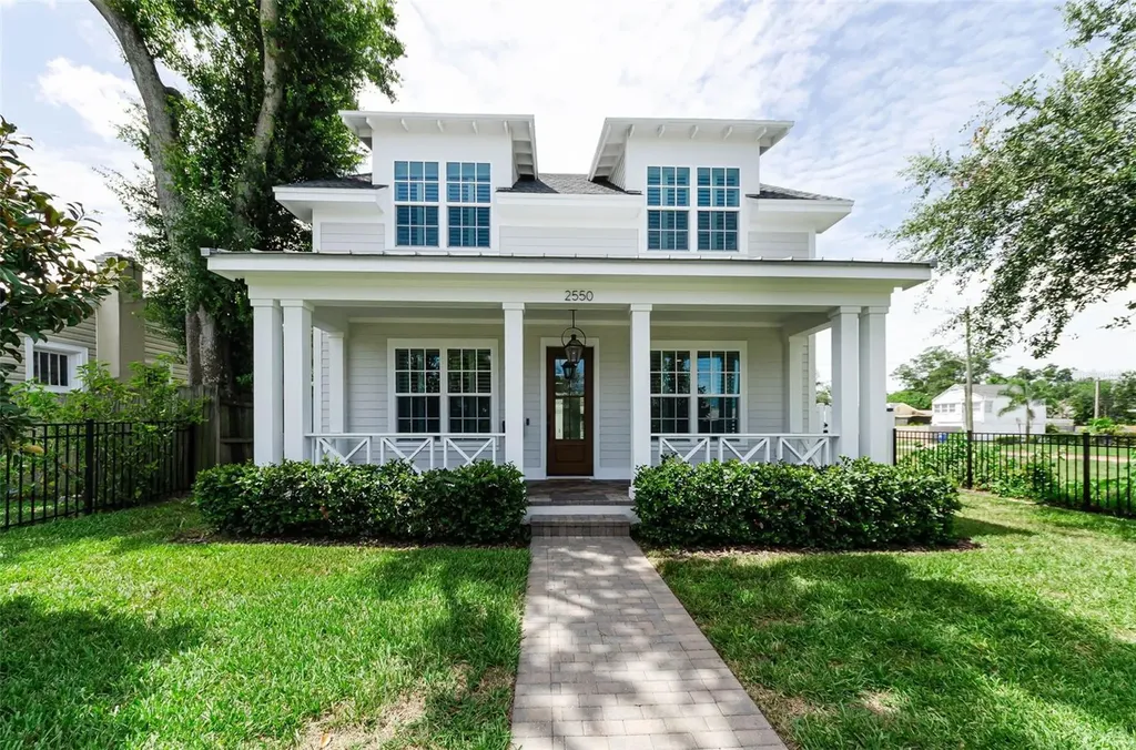 2550 Dartmouth Avenue N St Petersburg FL 33713