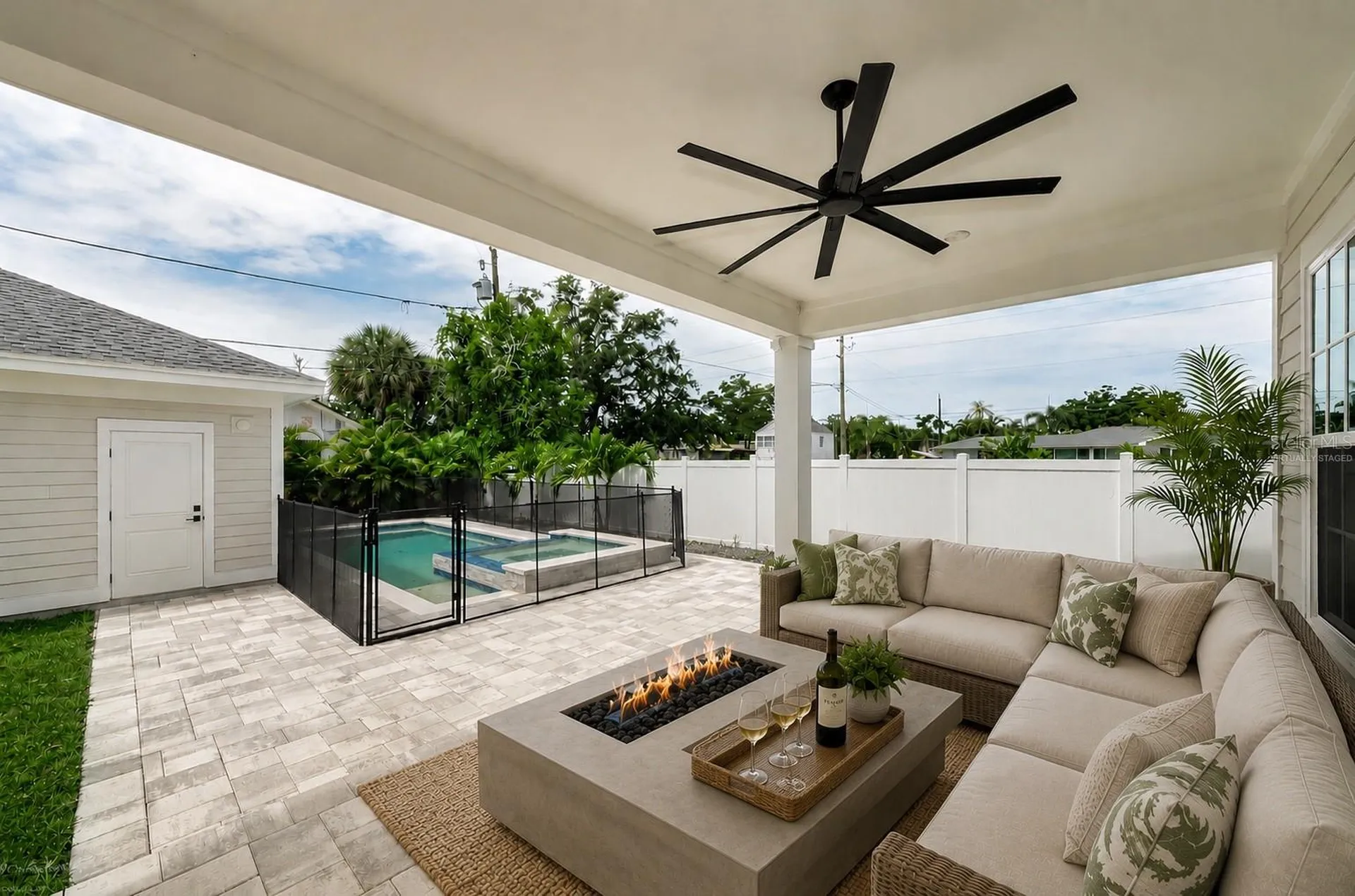 2550 Dartmouth Avenue N St Petersburg FL 33713