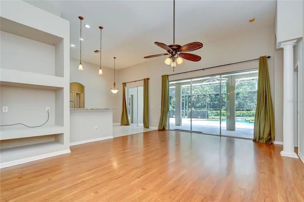 3512 Cordgrass Drive Valrico FL 33596