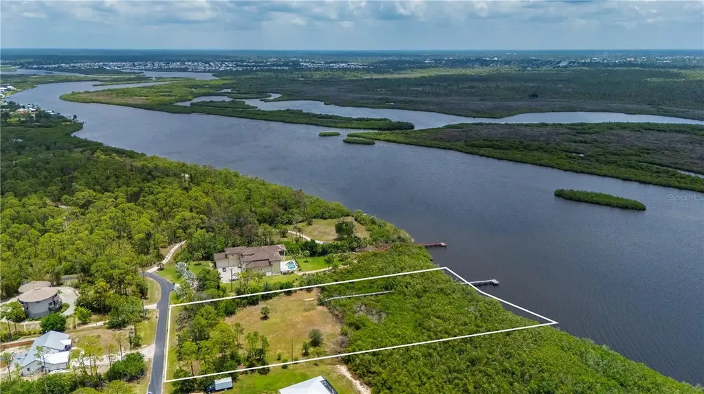0 Riverfront Drive Venice FL 34293
