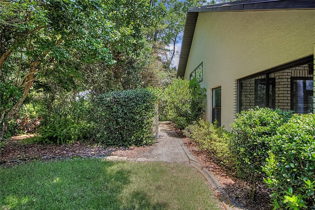 9726 SW 192nd Court Road Dunnellon FL 34432