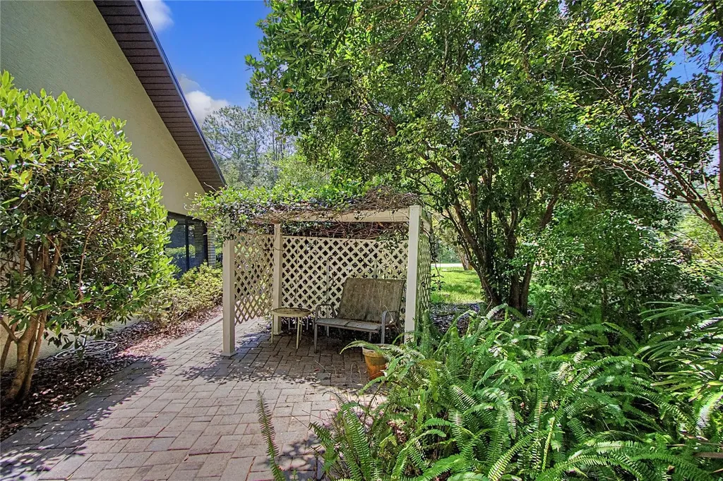 9726 SW 192nd Court Road Dunnellon FL 34432
