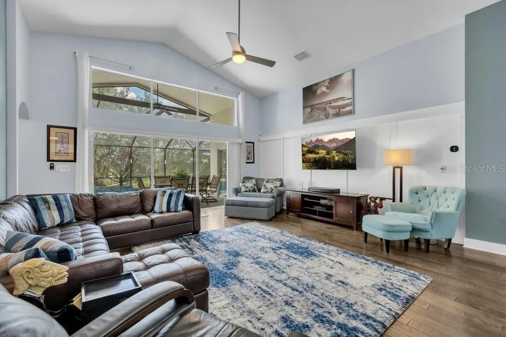 15531 Starling Crossing Drive Lithia FL 33547