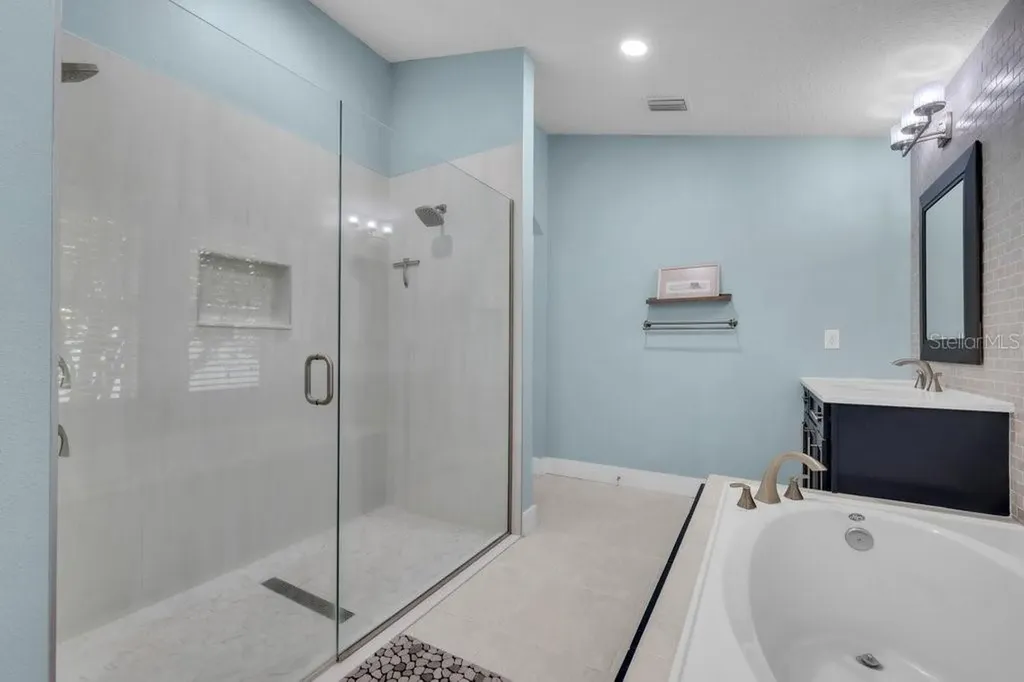 15531 Starling Crossing Drive Lithia FL 33547
