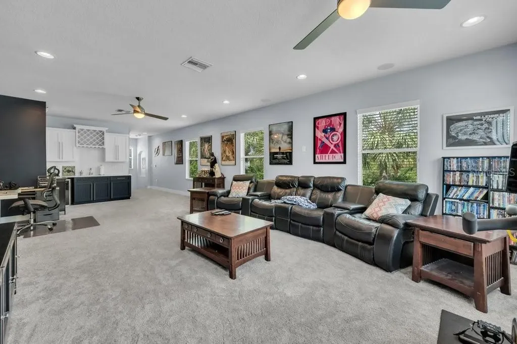 15531 Starling Crossing Drive Lithia FL 33547