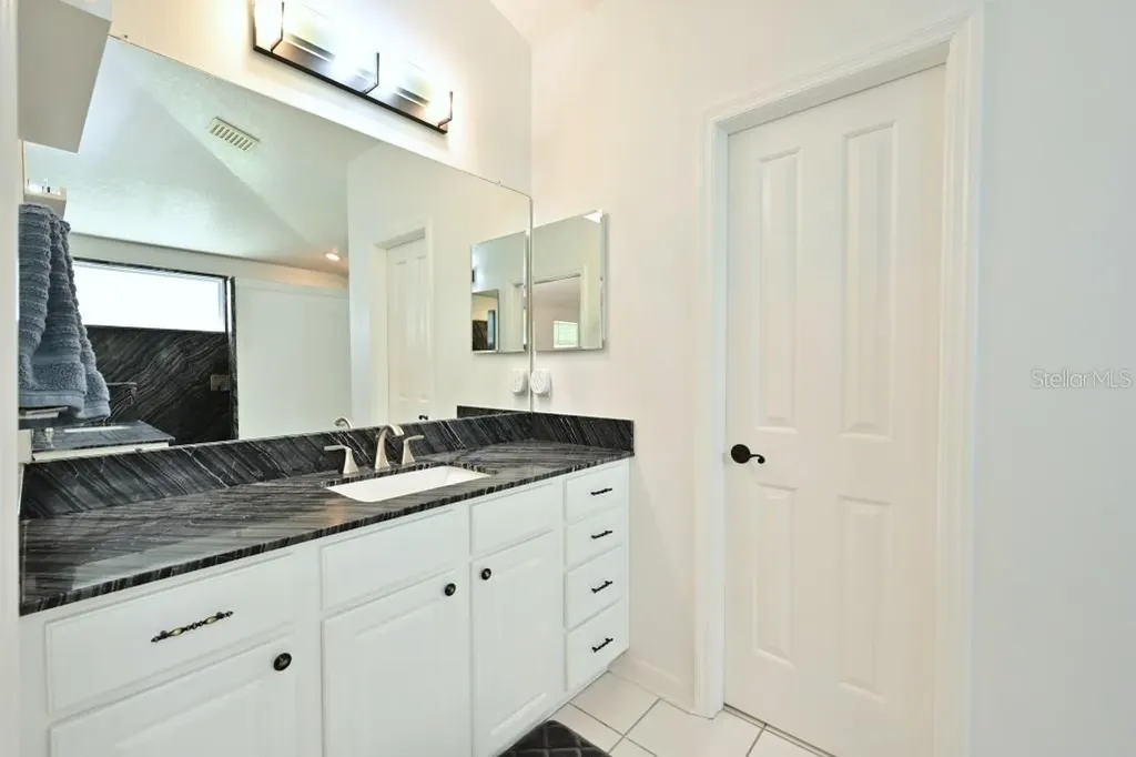15424 Osprey Glen Drive Lithia FL 33547