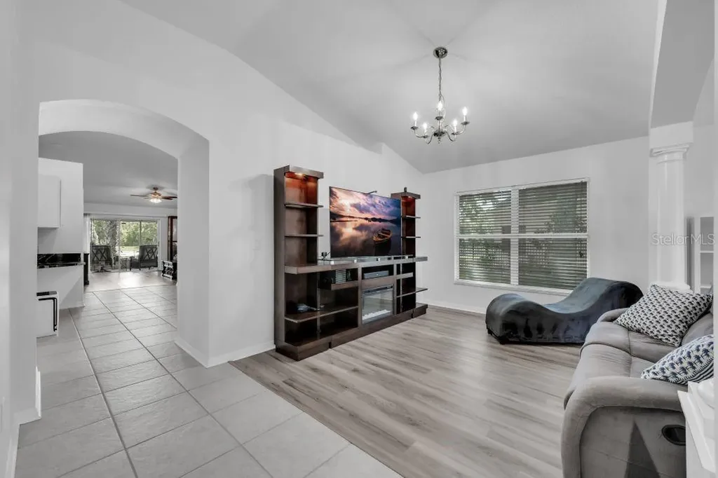15424 Osprey Glen Drive Lithia FL 33547