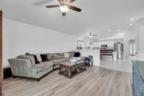 15424 Osprey Glen Drive Lithia FL 33547