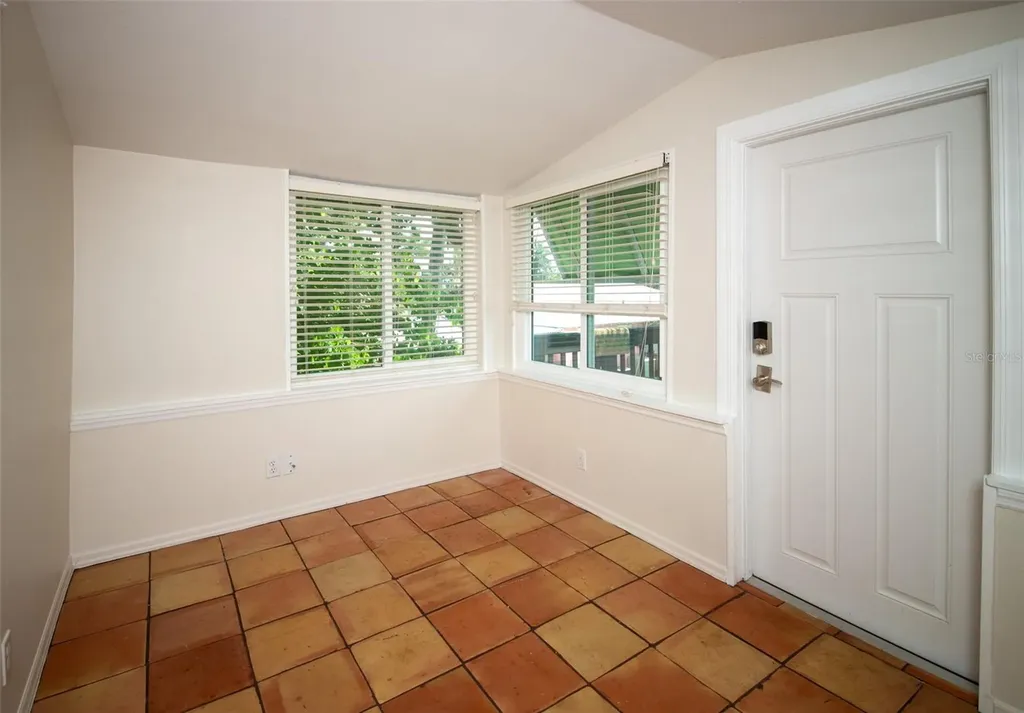 219 24 Street W Bradenton FL 34205