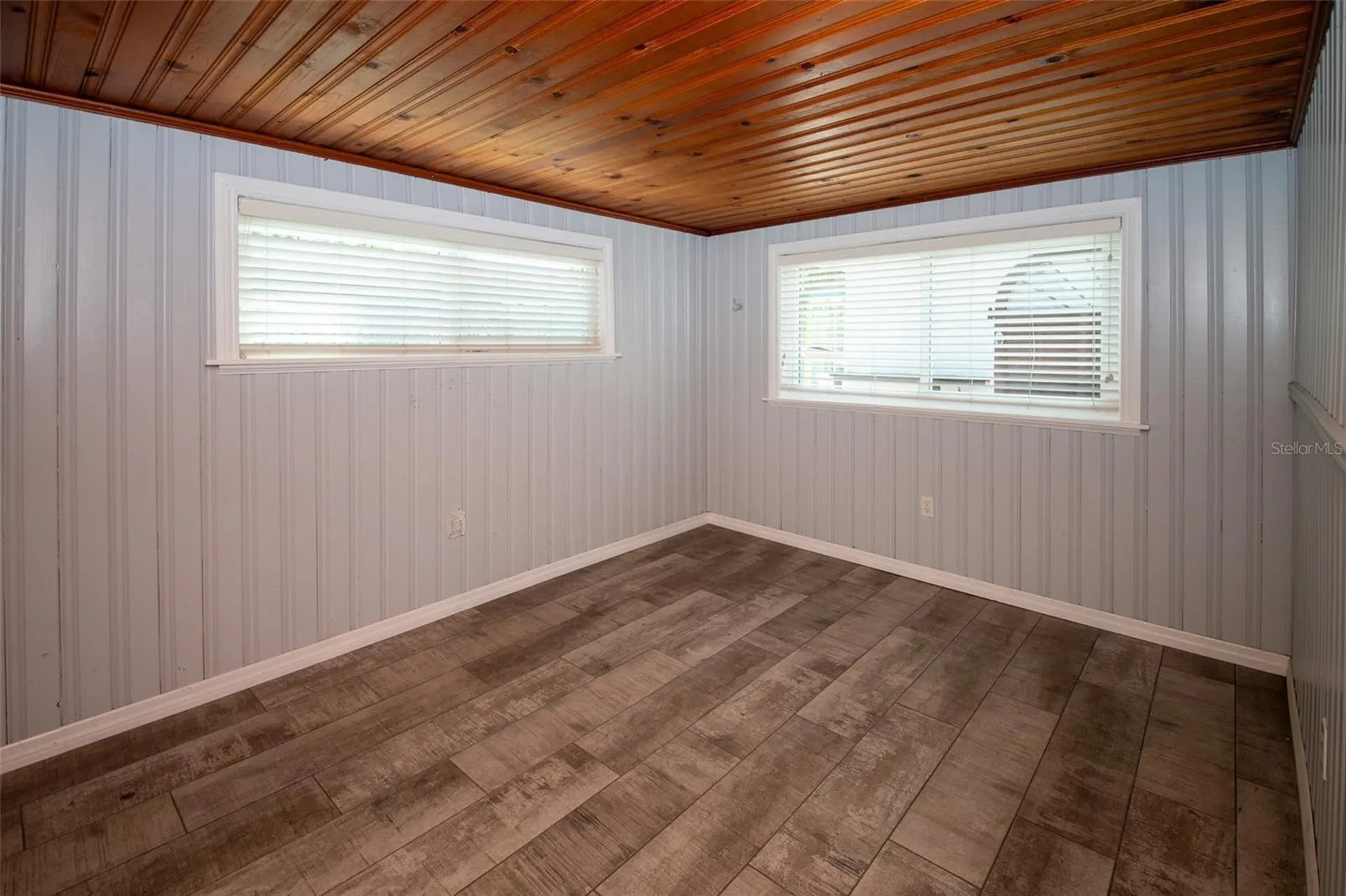 219 24 Street W Bradenton FL 34205