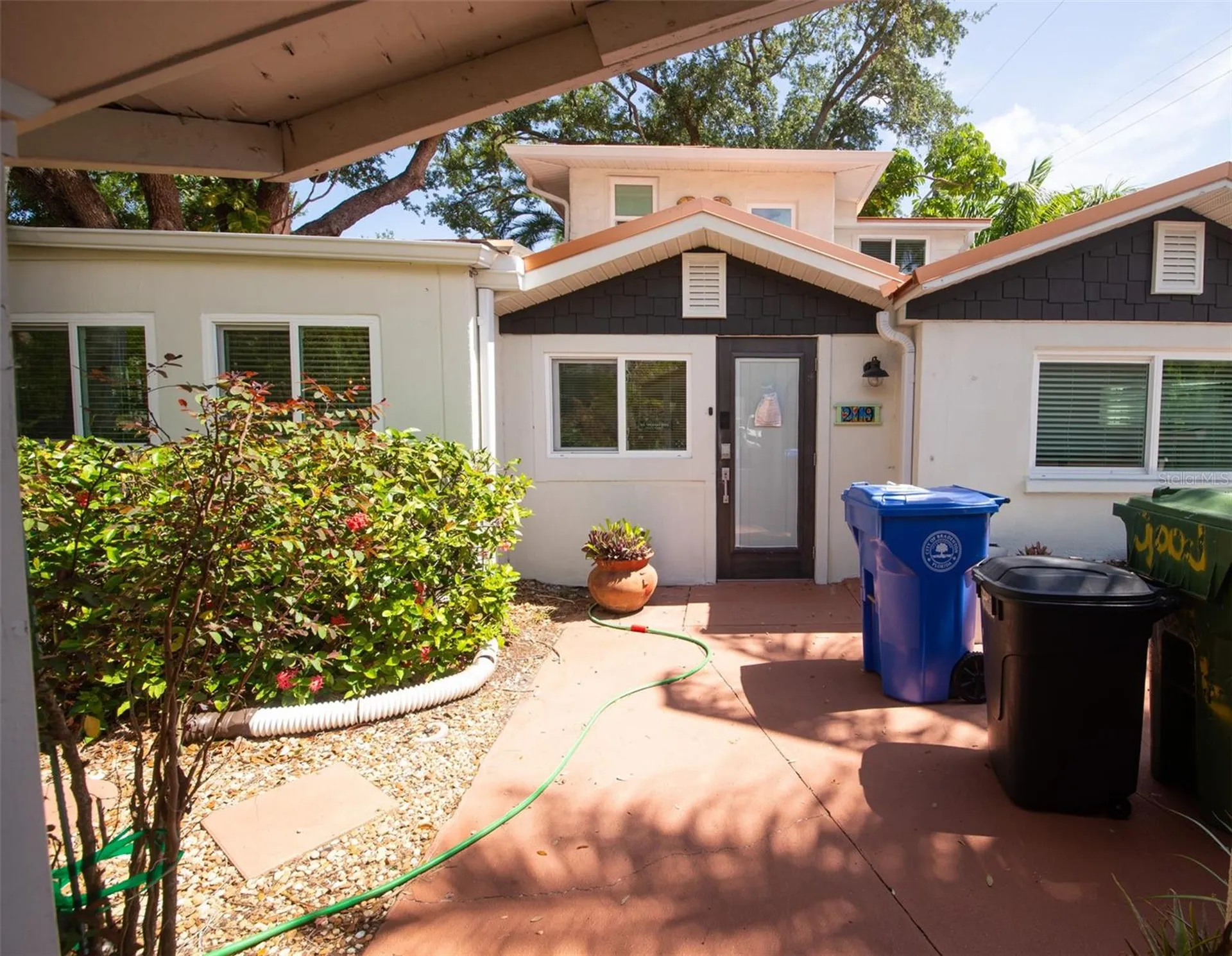 219 24 Street W Bradenton FL 34205