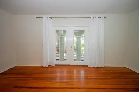 219 24 Street W Bradenton FL 34205