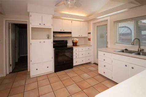 219 24 Street W Bradenton FL 34205
