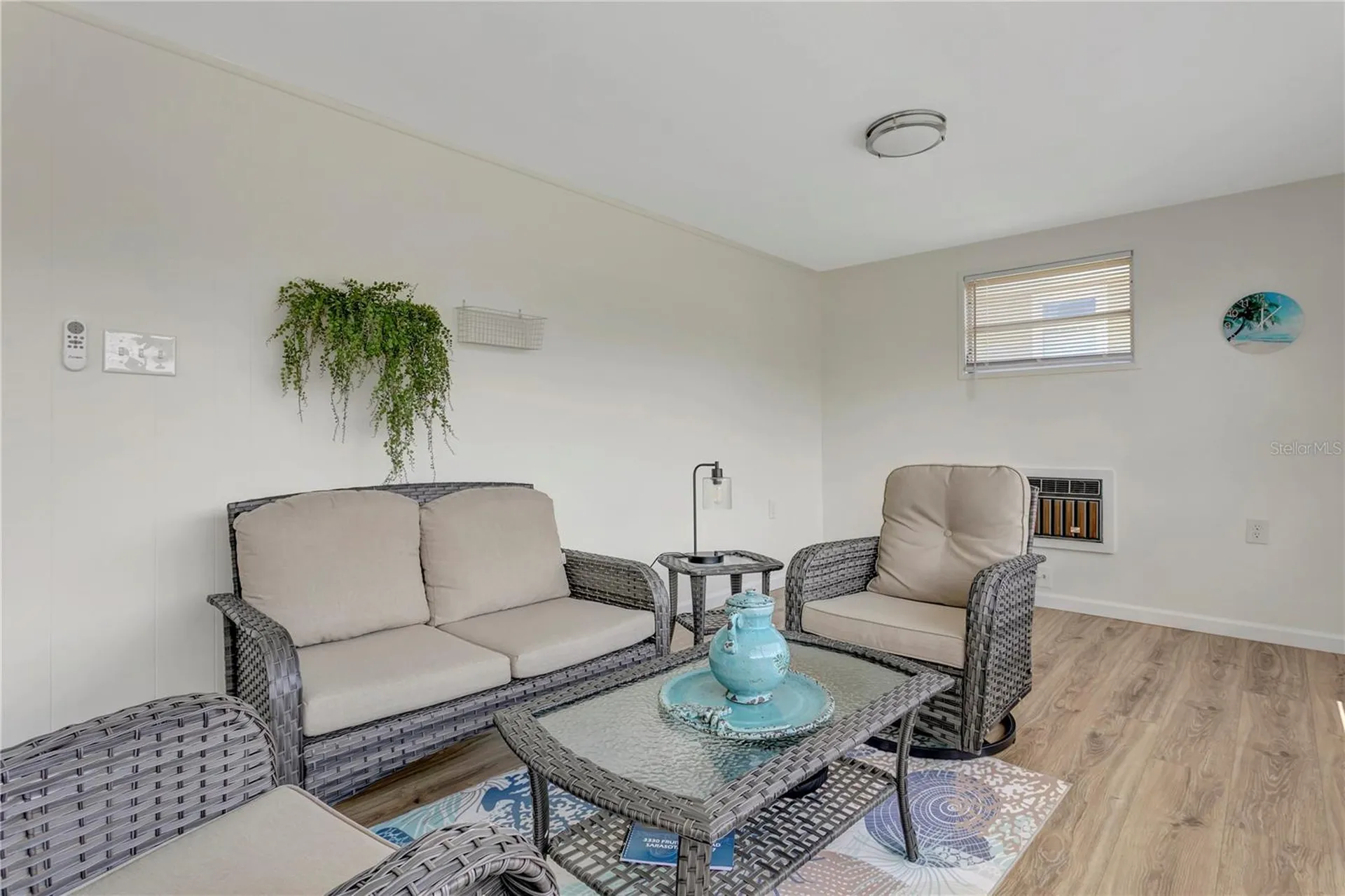 115 White Oak Way Sarasota FL 34237