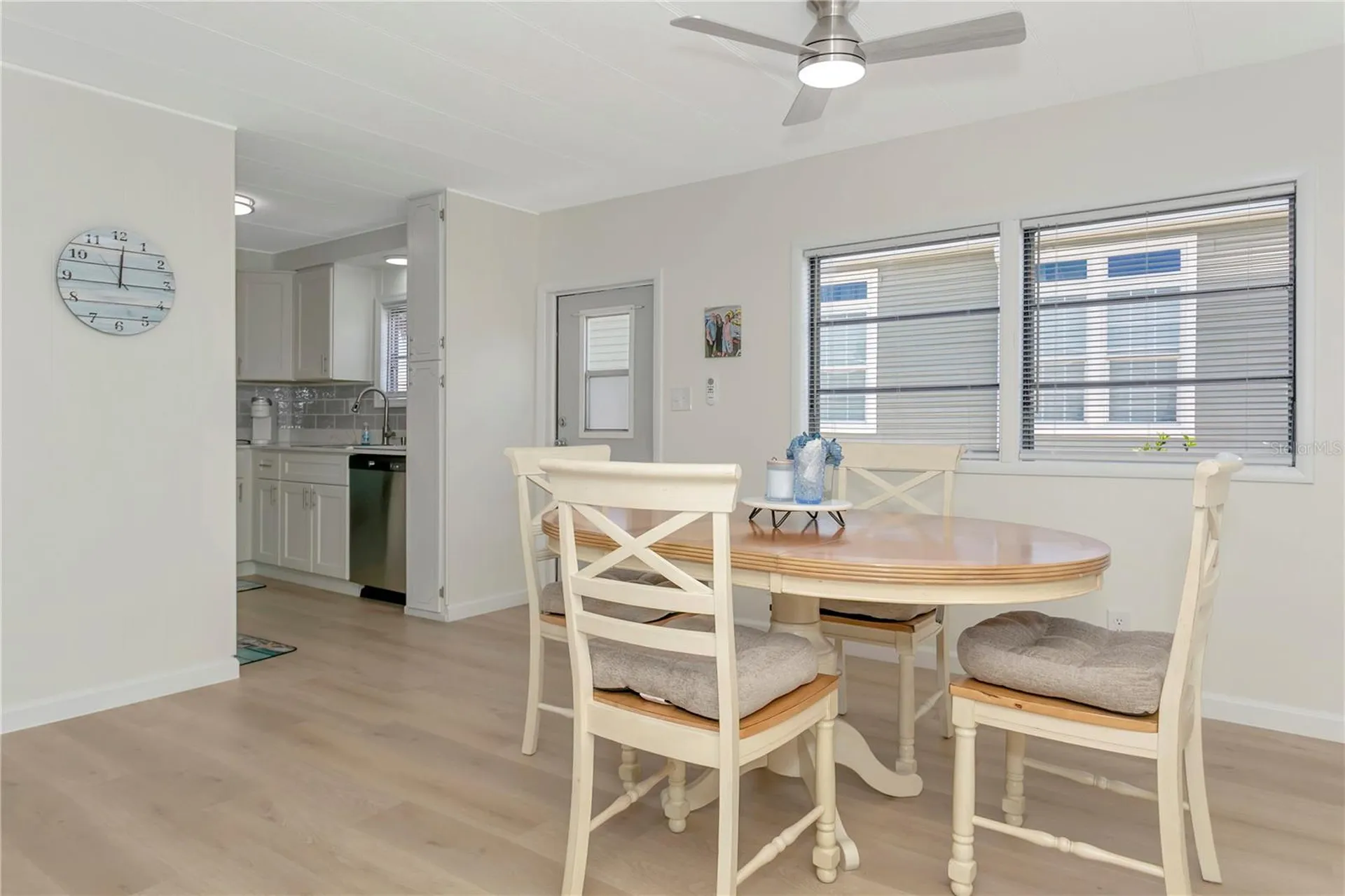 115 White Oak Way Sarasota FL 34237