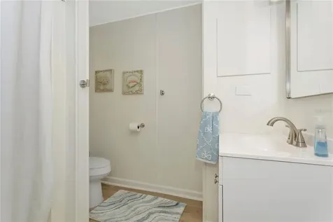 115 White Oak Way Sarasota FL 34237