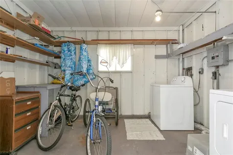 115 White Oak Way Sarasota FL 34237